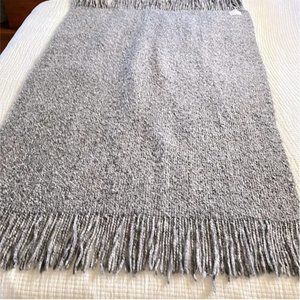 Knitted Throw Blanket Gray Bedford Collection